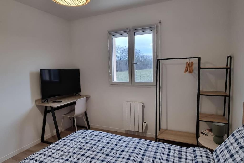 Belle Maison Climatisee Renovee Pac-Man Entre Collegues, Amis, Famille - Barbecue - Netflix - Prime - Baby Foot 50Cts Saint-Seurin-sur-l'Isle エクステリア 写真