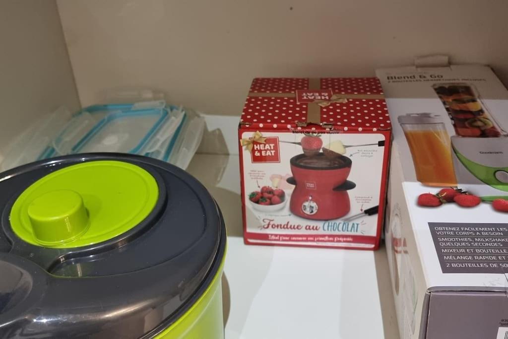 Belle Maison Climatisee Renovee Pac-Man Entre Collegues, Amis, Famille - Barbecue - Netflix - Prime - Baby Foot 50Cts Saint-Seurin-sur-l'Isle エクステリア 写真